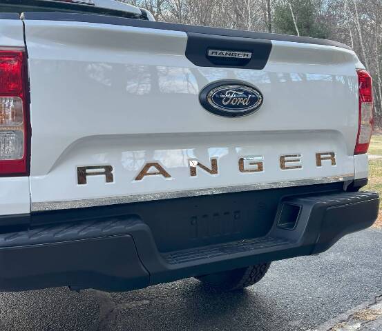 QAA RT64345 Polished Tailgate Accent Trim 1Pc Fits 24-26 Ranger