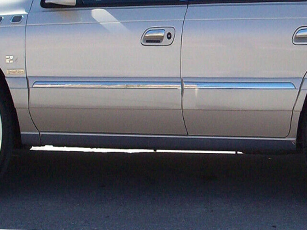 TH38611 Polished Rocker Panel Trim 6Pc Fits 98-04 Continental Sedan