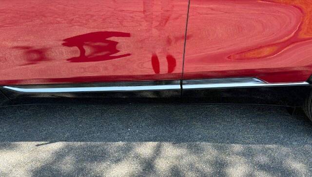 QAA Polished Rocker Panel Trim On Side Trim 4Pc Fits 23-26 Lyriq