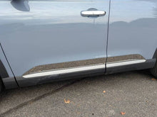 Load image into Gallery viewer, QAA Polished Rocker Panel Trim Lower Accent Kit 4Pc Fits 23-26 Pilot