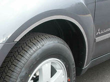 Load image into Gallery viewer, QAA WQ27010 Polished Fender Trim 4Pc Fits 07-09 Outlander