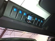 Load image into Gallery viewer, sPOD 620-07 6 Switch Panel 1/16in Gauge Hole For 07-08 Wrangler JK