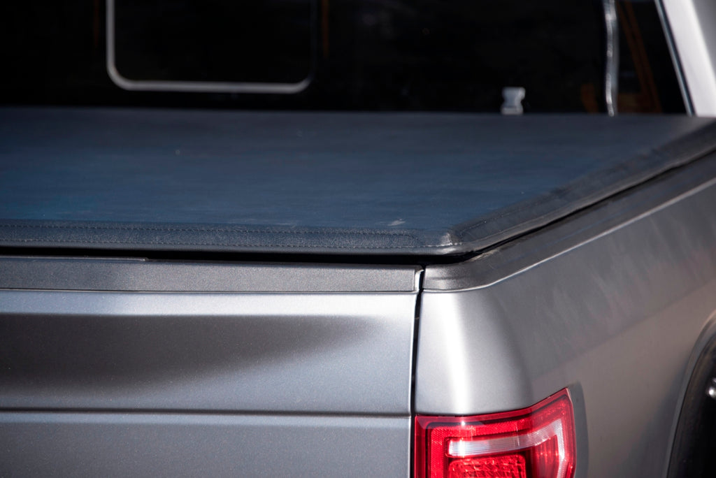 Armordillo 7162891 Folding Tonneau Cover For 99-06 Tundra 6.2 FT Bed