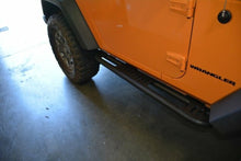 Load image into Gallery viewer, DV8 Offroad SRSOTB-02 Rock Slider w/Step Fits 07-18 Wrangler (JK)