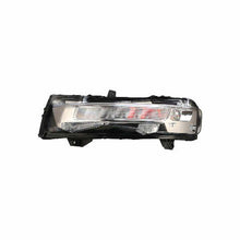 Load image into Gallery viewer, Winjet CFWJ-0688-C-SQ Fog Lights Clear Lens Fits 18-21 Mustang