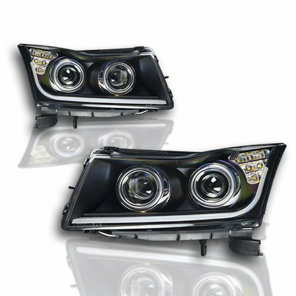 Winjet CHWJ-0324-B Headlights Black Clear Lens Fits 11-16 Chevy Cruze