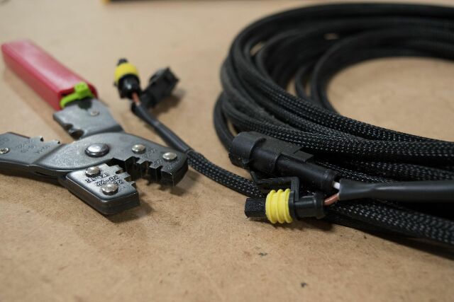 Morimoto WP80 1x 90059006 Male Connector w Pins