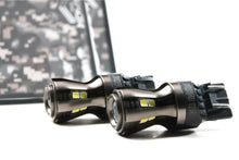 Load image into Gallery viewer, GTR Lighting GTR.LED292 7440/7443 Switchback LED Bulbs