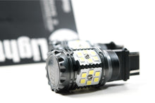 Load image into Gallery viewer, GTR Lighting GTR.LED582 3156/3157 Non-CK Switchback Carbide Canbus 2.0 LED Bulbs