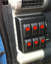 Load image into Gallery viewer, sPOD 900-FJ-kit FJ Cruiser 6 Switch Panel w Uni Source Bracket