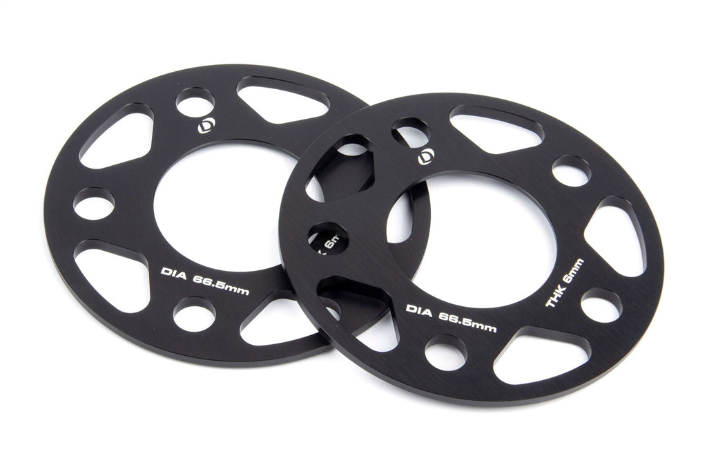 Dinan D210-2024 Wheel Spacer Kit