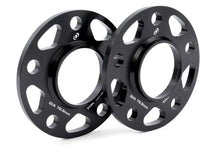 Load image into Gallery viewer, Dinan D210-2039 Wheel Spacer Kit