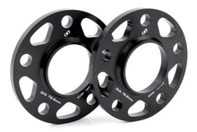 Load image into Gallery viewer, Dinan D210-2040 Wheel Spacer Kit