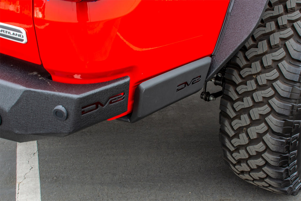 DV8 Offroad SRGL-01 Bedside Rock Slider Fits 20-22 Gladiator