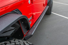 Load image into Gallery viewer, DV8 Offroad SRGL-02 Rock Slider w/Step Fits 20-22 Gladiator