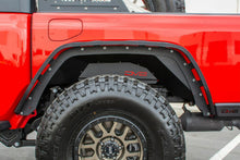 Load image into Gallery viewer, DV8 Offroad INFEND-04RB Inner Fender Fits 20-22 Gladiator